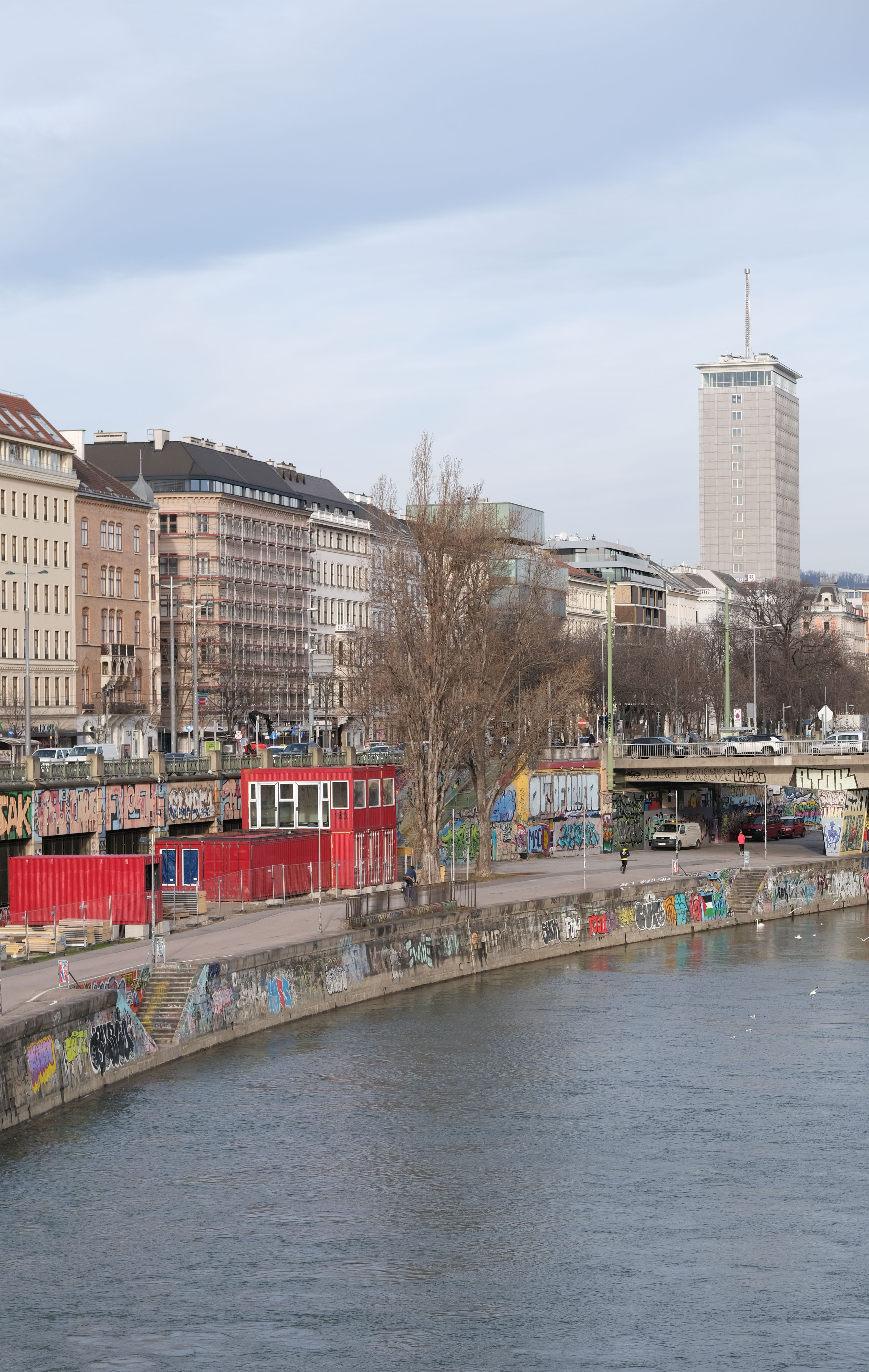 Urbane Zwischennutzung - Urban Tribes, Wien 1, Lage in der Donaukanal-Landschaft